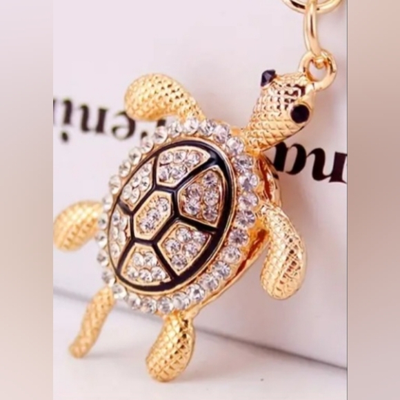 Bag charm, guitar strap, or chain. - Picture 10 of 17